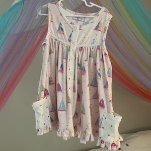 Sweet Honey girls tunic top and shorts